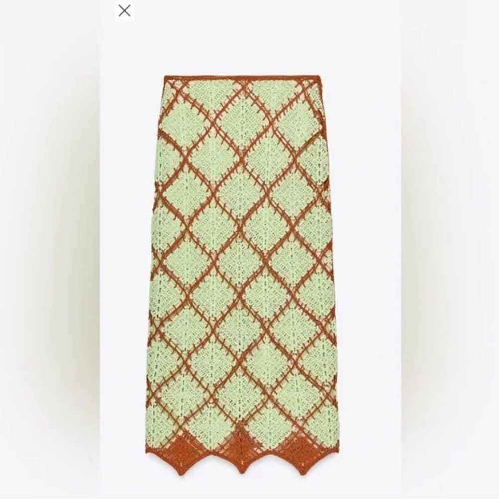 Elegant Geometric Patterned Two Piece Set NWT - image 3